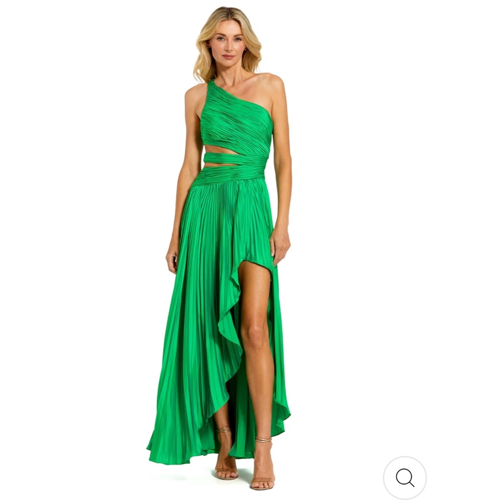 Mac Duggal ONE SHOULDER PLEATED CHARMEUSE GOWN WITH SLIT Size 8 NWT not altered